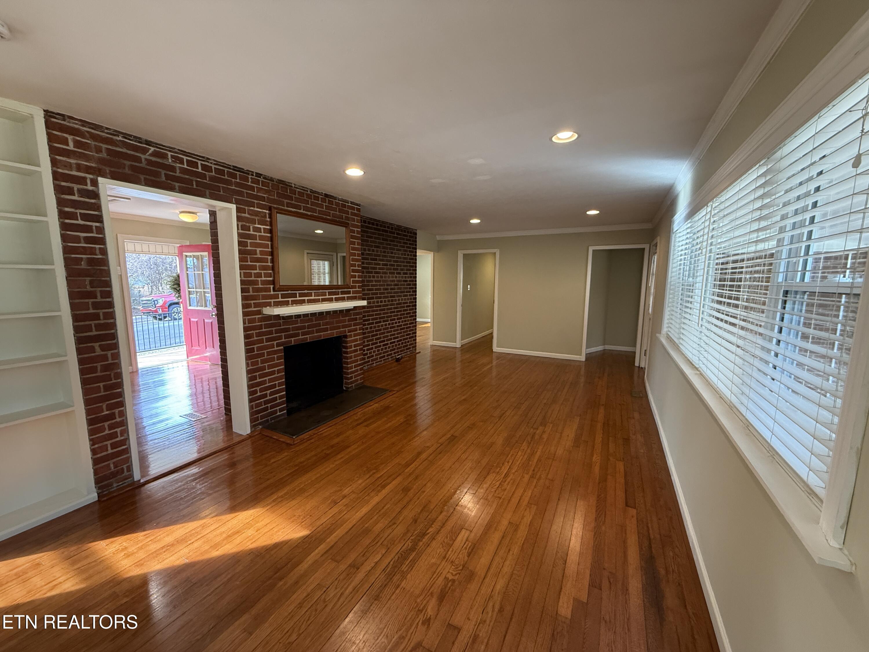 118 East Newkirk Lane Oak Ridge, TN 37830 - Photo 20 of 21 IMG_3433