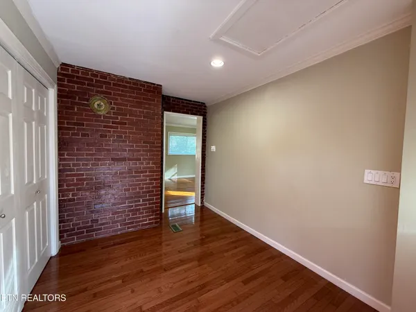 118 East Newkirk Lane, Oak Ridge, TN 37830