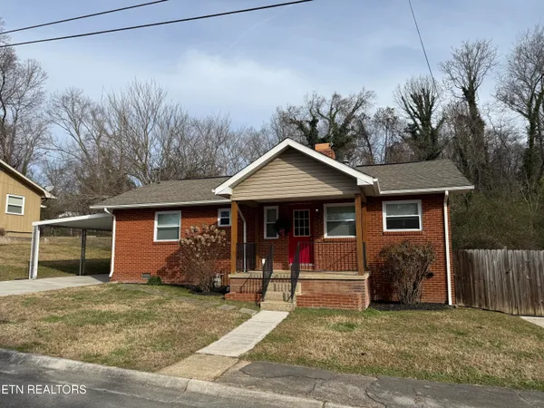 118 East Newkirk Lane, Oak Ridge, TN 37830