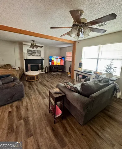 $163,999 | 102 West Palm Road, Hazlehurst, GA 31539