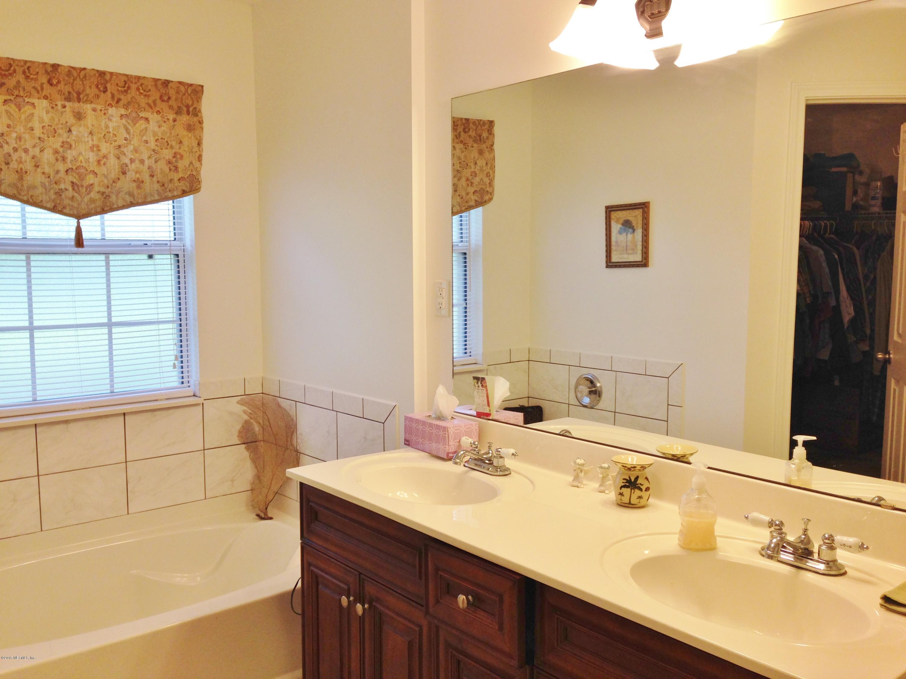 3645 Jones Road Jacksonville, FL 32220 - Photo 11 of 16 Master Bath
