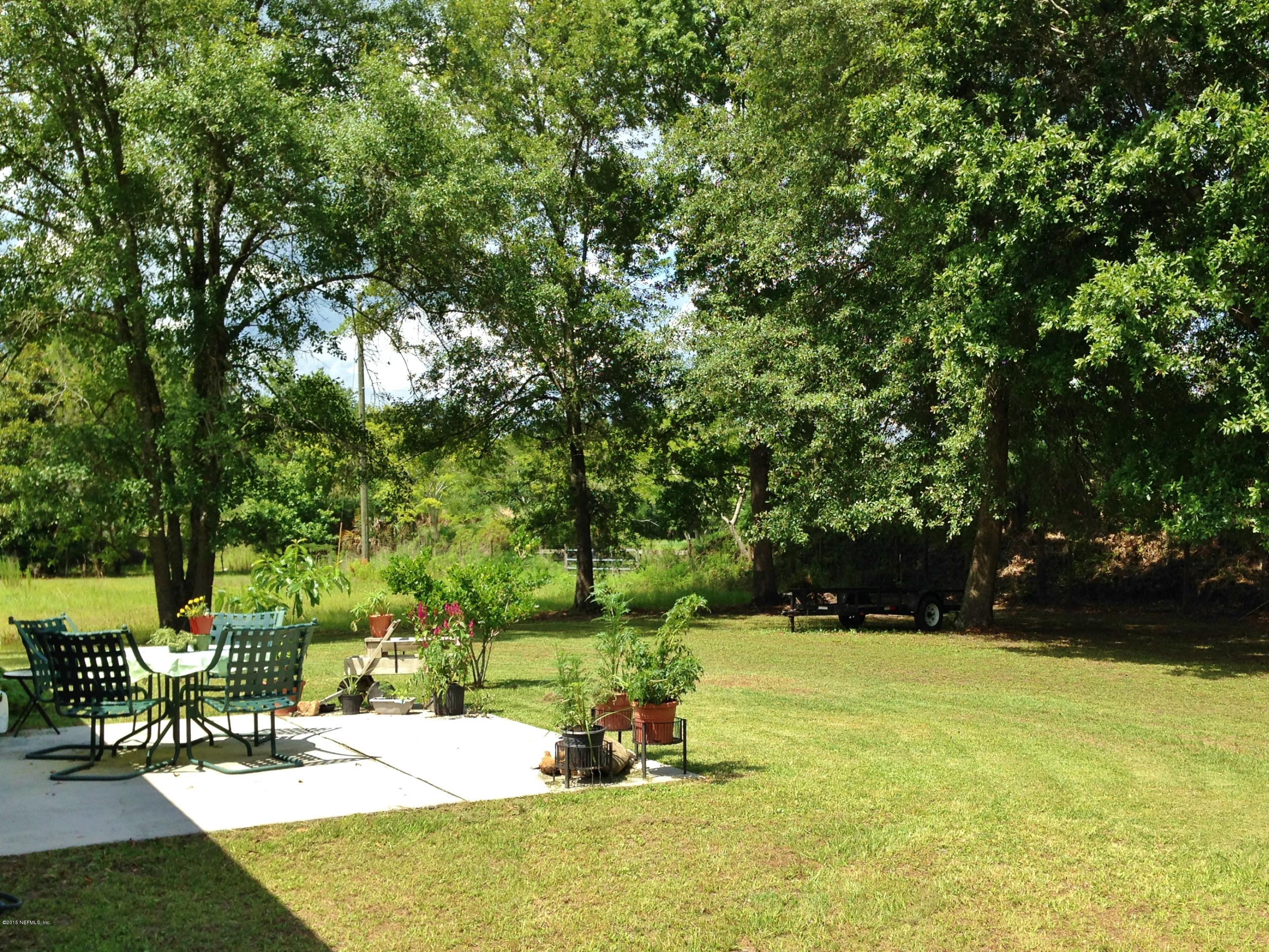 3645 Jones Road Jacksonville, FL 32220 - Photo 16 of 16 Patio and Yard