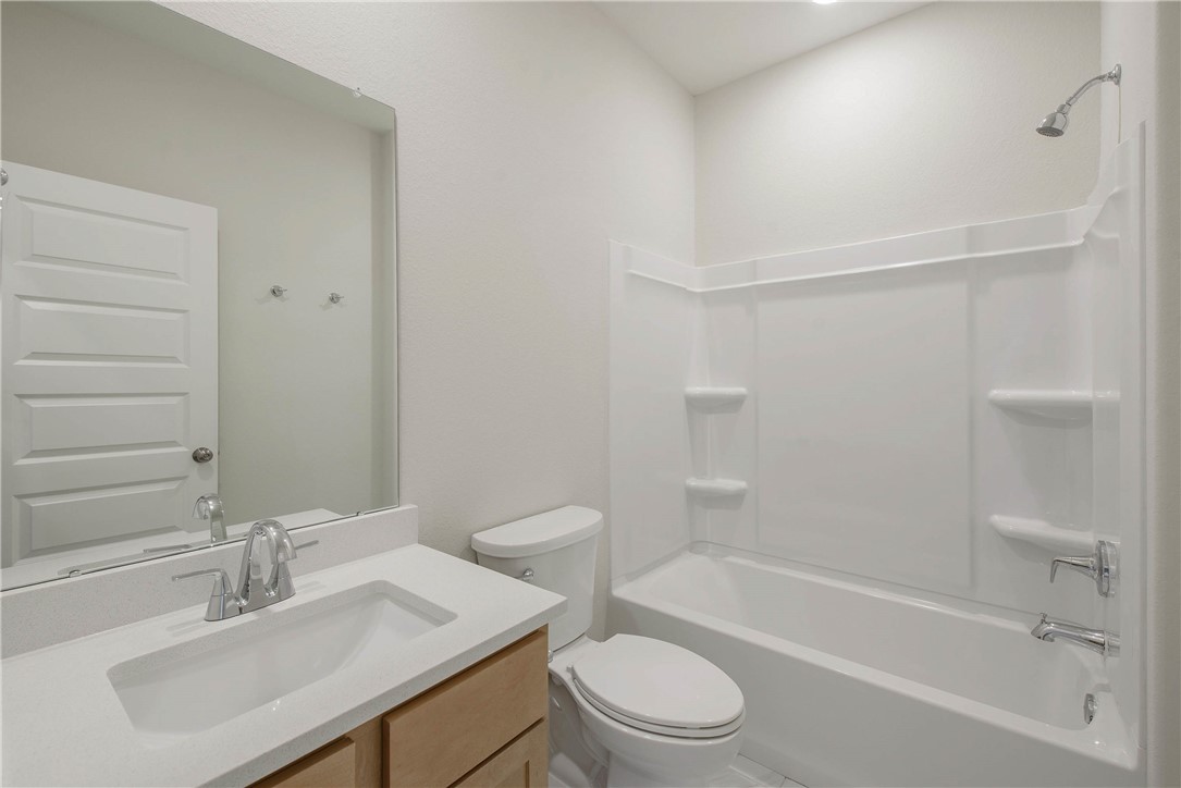 2776 Messenger Way Bryan, TX 77803 - Photo 13 of 18 Photos depict previously completed Emily with elevation A. Selections and finishes may vary; please contact an RNL sales team for the latest information on this home.