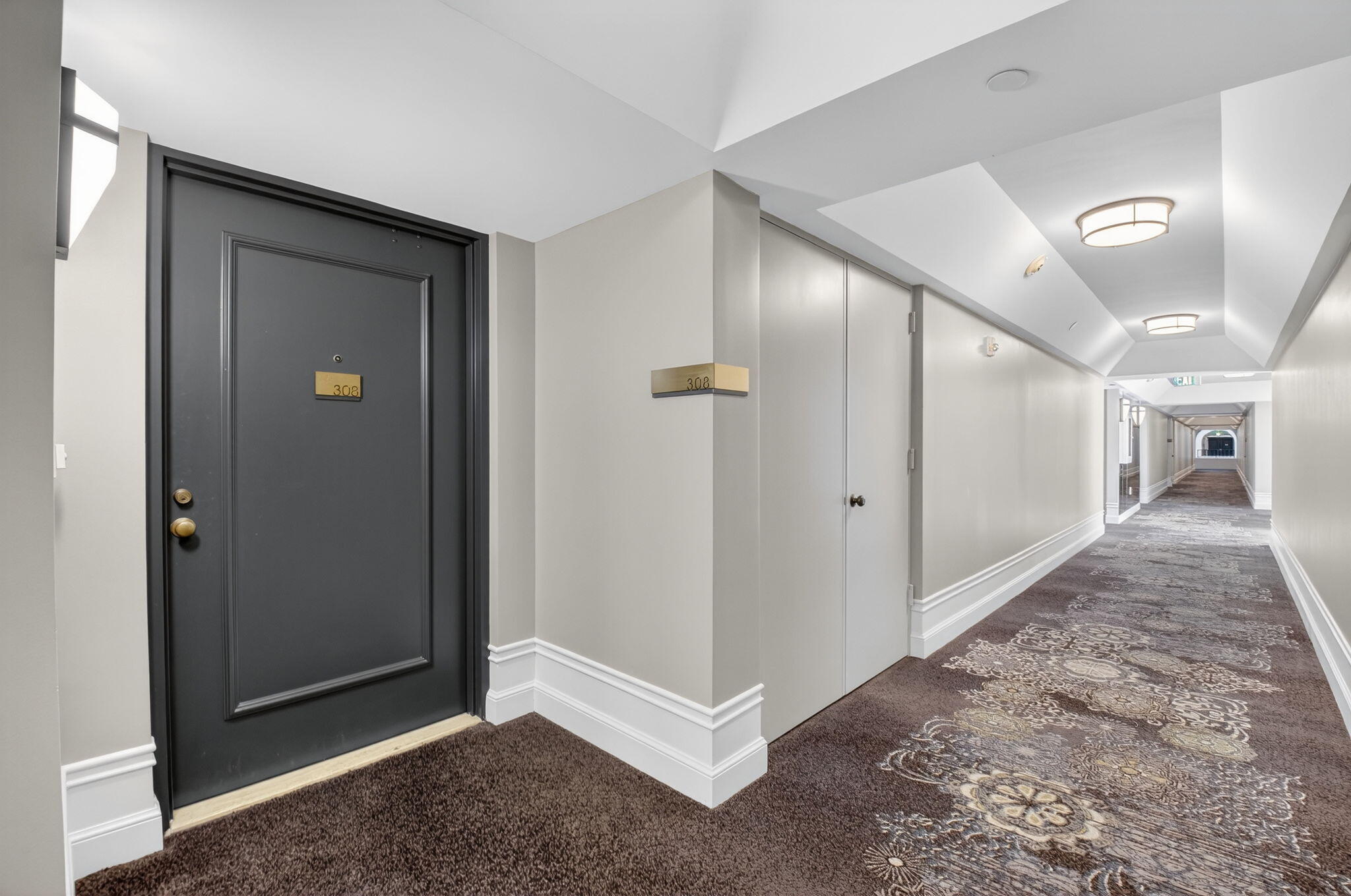 100 Southeast 5th Avenue, Unit 308 Boca Raton, FL 33432 - Photo 7 of 80 5-web-or-mls-DSC_7853