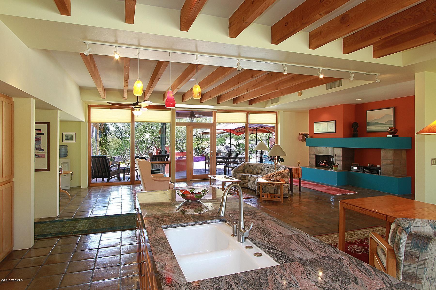 1909 East Buck Ridge Place Tucson, AZ 85737 - Photo 3 of 44