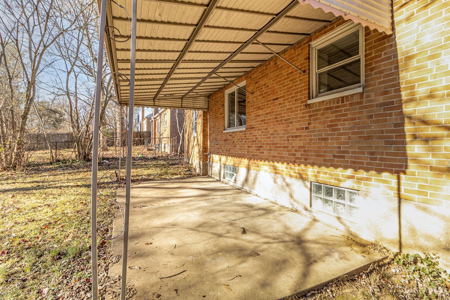 1215 West Galbraith Road Cincinnati, OH 45231 - Photo 12 of 14