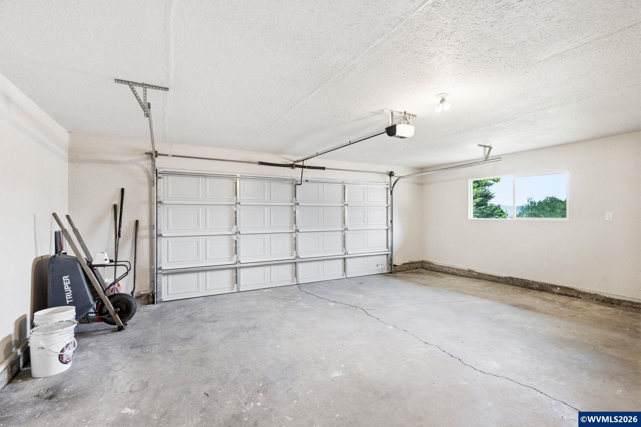 745 Southwest Barber Avenue Willamina, OR 97396 - Photo 24 of 33