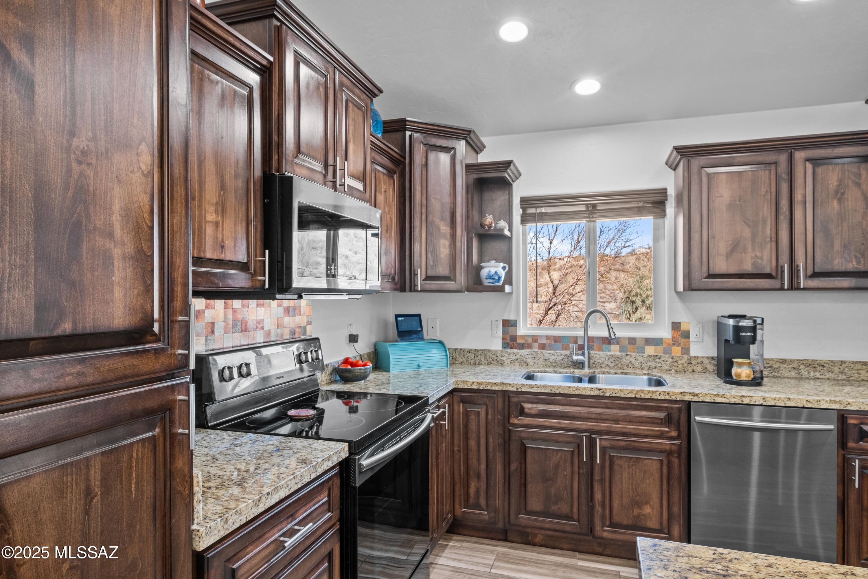 468 Camino Brizza Bonnel Rio Rico, AZ 85648 - Photo 18 of 46 Gallery Image 18