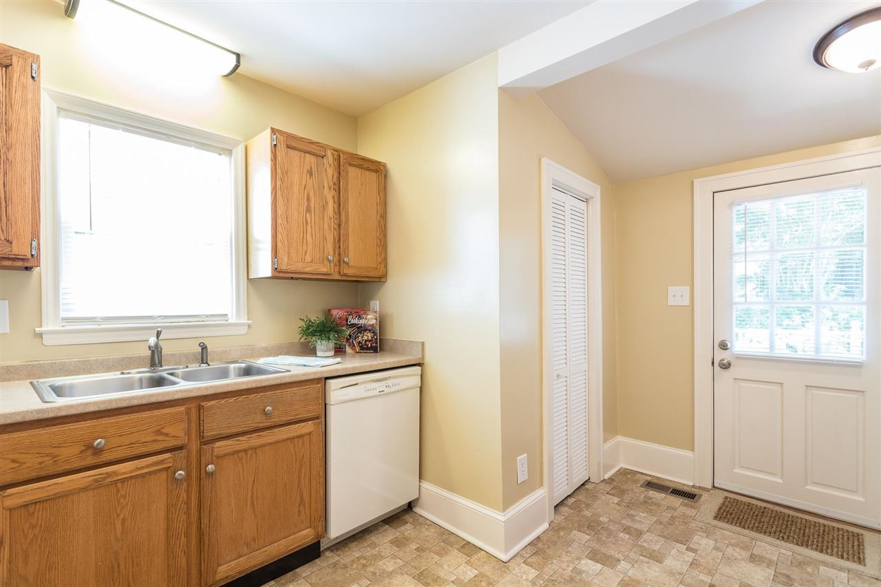 505 Frank Street Raleigh, NC 27604 - Photo 17 of 30 Photo 17