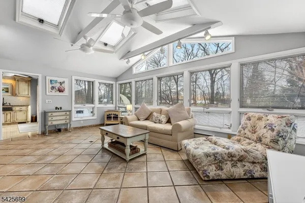 $999,000 | 48 Tree Top Road, Whitehouse Station, NJ 08889