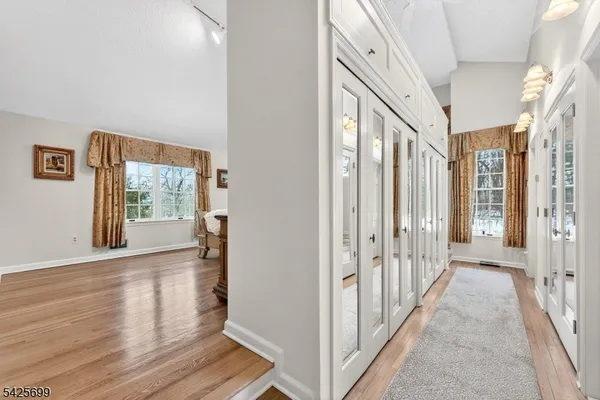 $999,000 | 48 Tree Top Road, Whitehouse Station, NJ 08889