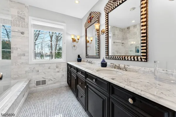 $999,000 | 48 Tree Top Road, Whitehouse Station, NJ 08889