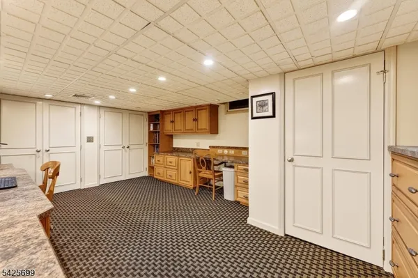 $999,000 | 48 Tree Top Road, Whitehouse Station, NJ 08889