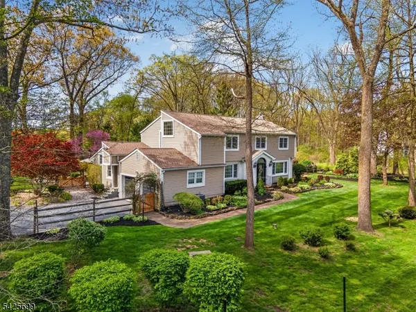 $999,000 | 48 Tree Top Road, Whitehouse Station, NJ 08889