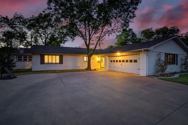 $385,000 | 3824 64th Drive, Lubbock, TX 79413