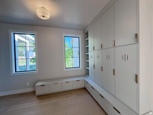 702 North 2000 East, Unit 305 Mapleton, UT 84664 - Photo 8 of 14 Mudroom