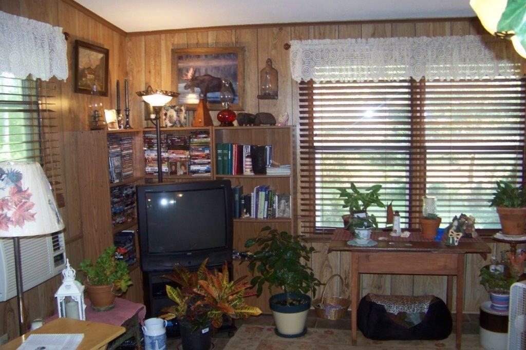 393 Sanborn Road West Newfield, ME 04095 - Photo 18 of 24 Living room