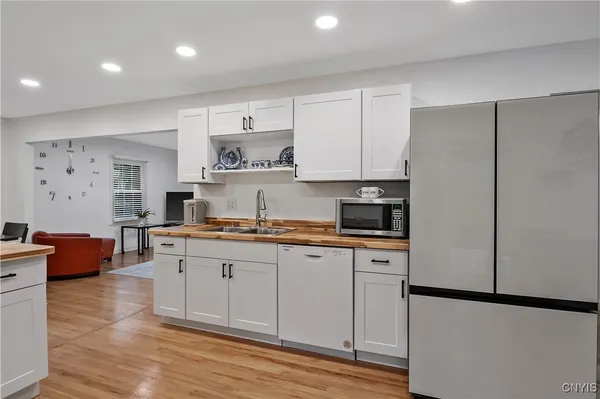 $435,000 | 4594 Brookhill Drive South, Manlius, NY 13104