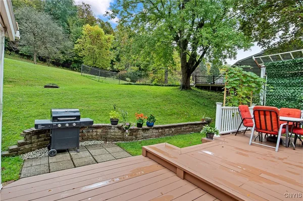 $435,000 | 4594 Brookhill Drive South, Manlius, NY 13104