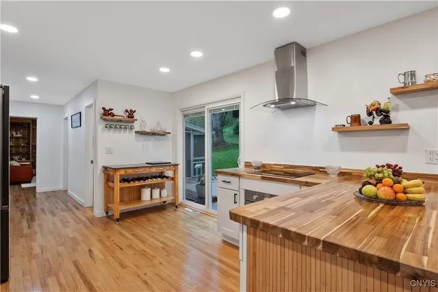 $435,000 | 4594 Brookhill Drive South, Manlius, NY 13104