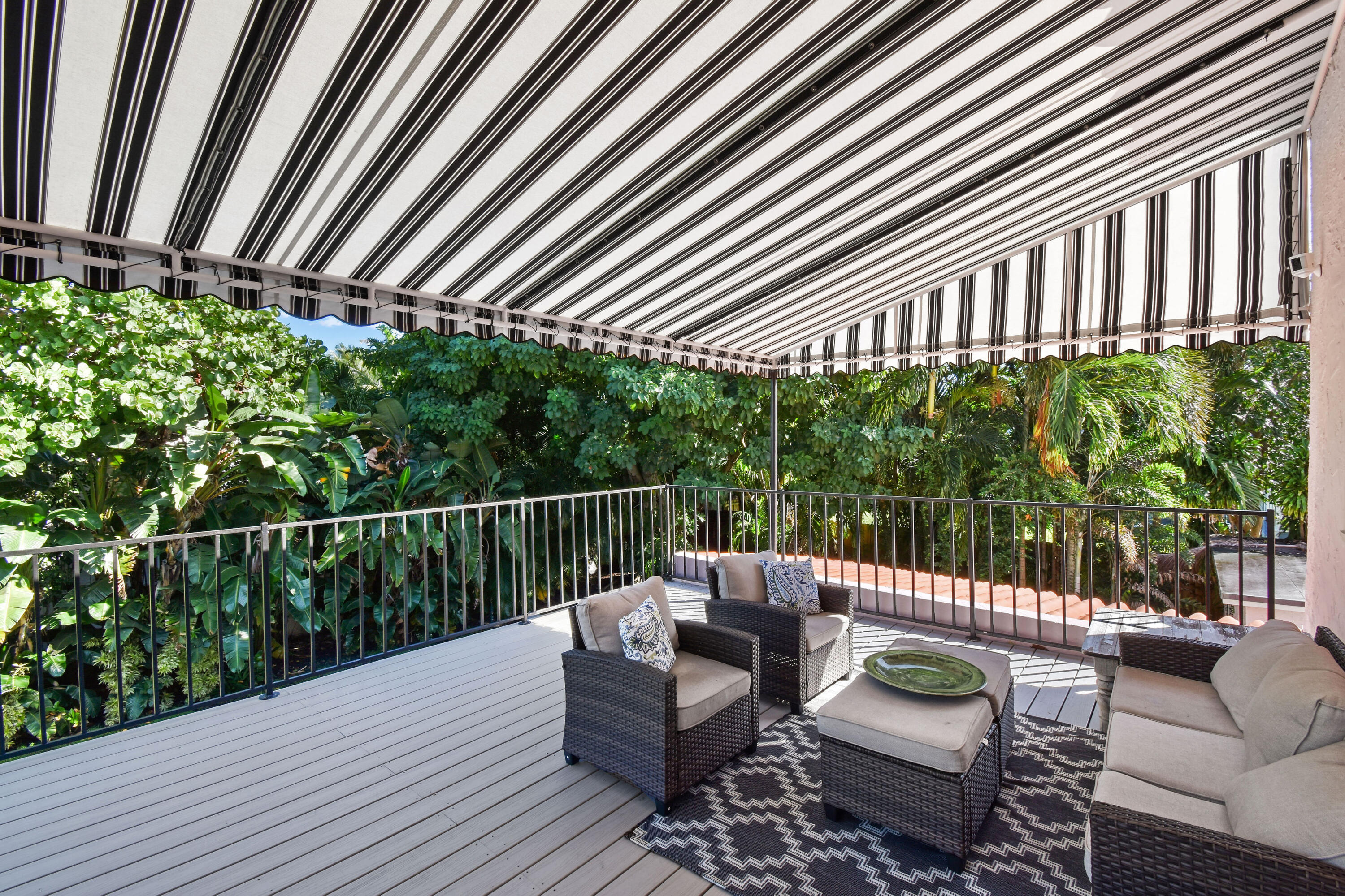 194 Almeria Road West Palm Beach, FL 33405 - Photo 55 of 67 194AlmeriaRd(54)