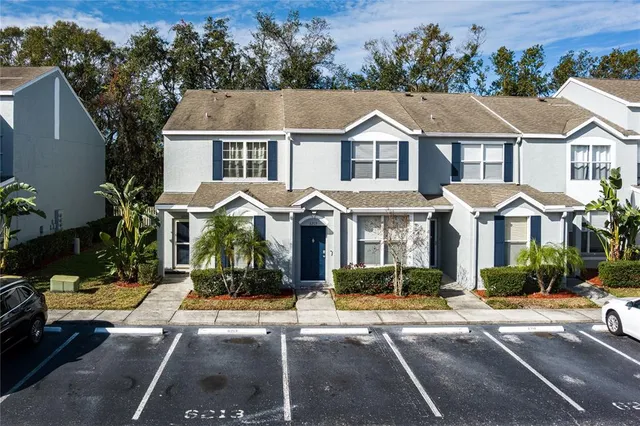 $240,000 | 6213 Osprey Lake Circle, Riverview, FL 33578