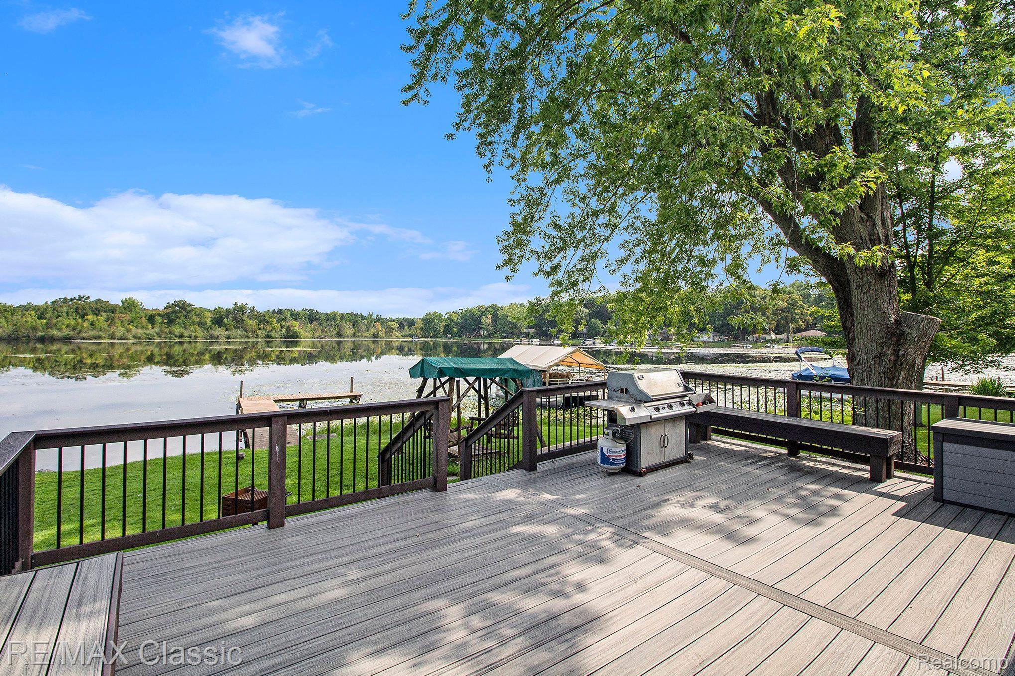 2701 Melvin Road Pinckney, MI 48169 - Photo 21 of 23 Gallery Image 21