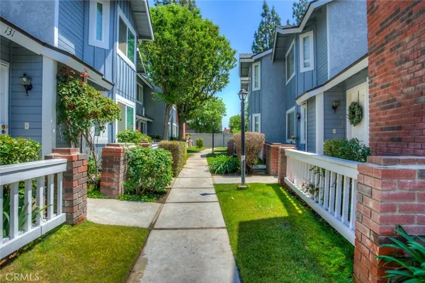 $274,995 | 2600 Brookside Drive, Unit 134, Bakersfield, CA 93311