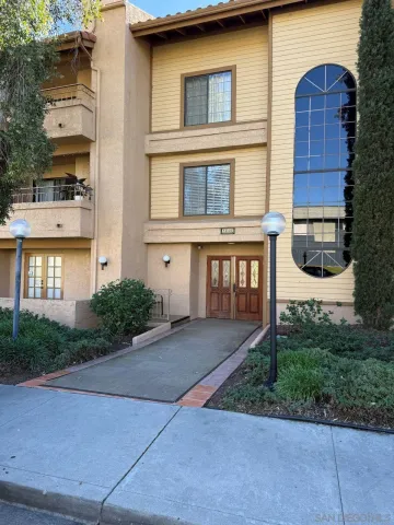 $515,000 | 5649 Lake Park Way, Unit 101, La Mesa, CA 91942