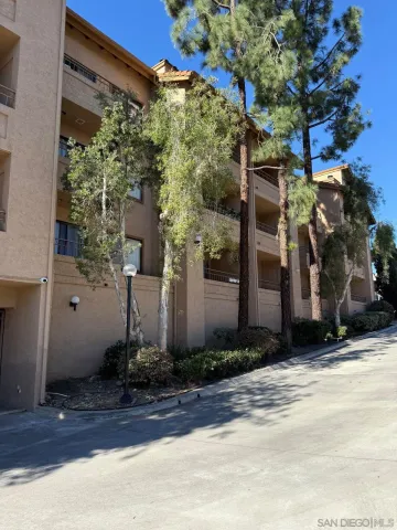 $515,000 | 5649 Lake Park Way, Unit 101, La Mesa, CA 91942