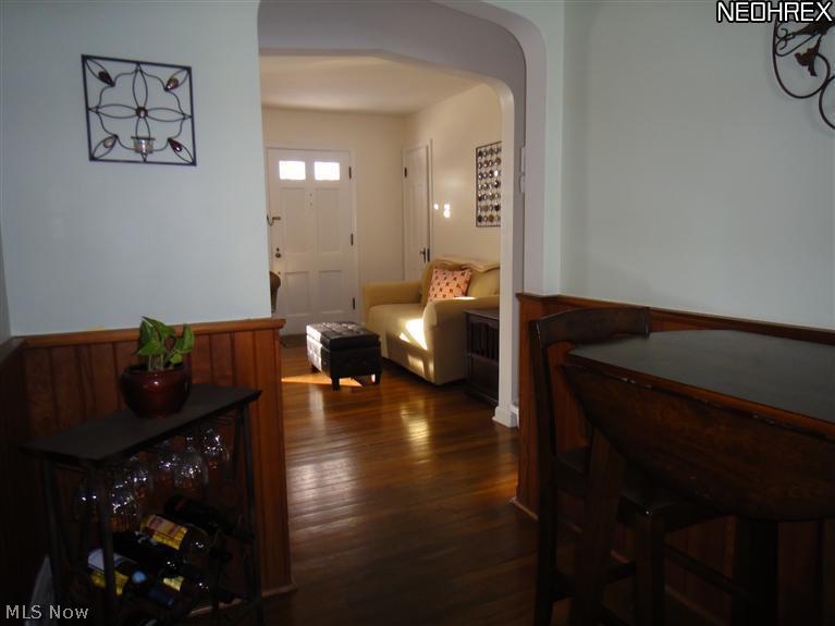 1205 Sunset Road Cleveland, OH 44124 - Photo 5 of 25