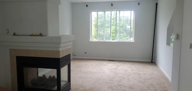 $2,470 | 587 South Parkside Drive, Unit 587, Round Lake, IL 60073