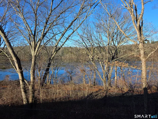 $249,900 | 148 Mathewson Street, Unit 609, Jewett City, CT 06351