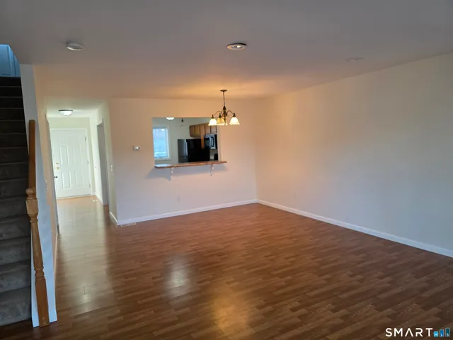 $249,900 | 148 Mathewson Street, Unit 609, Jewett City, CT 06351