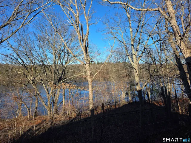 $249,900 | 148 Mathewson Street, Unit 609, Jewett City, CT 06351