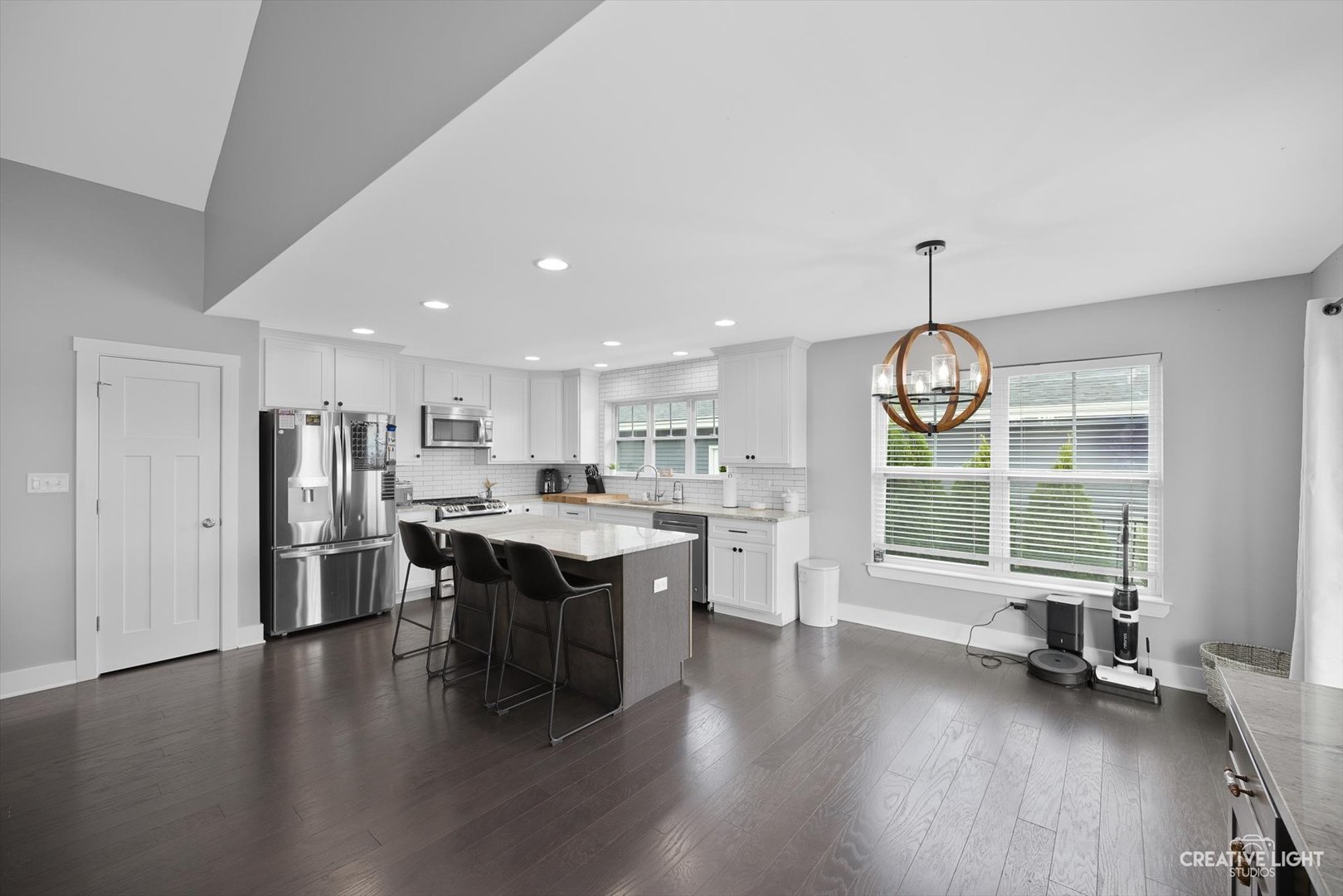 618 Peacock Place Manteno, IL 60950 - Photo 13 of 31 a view of a kitchen and dining room