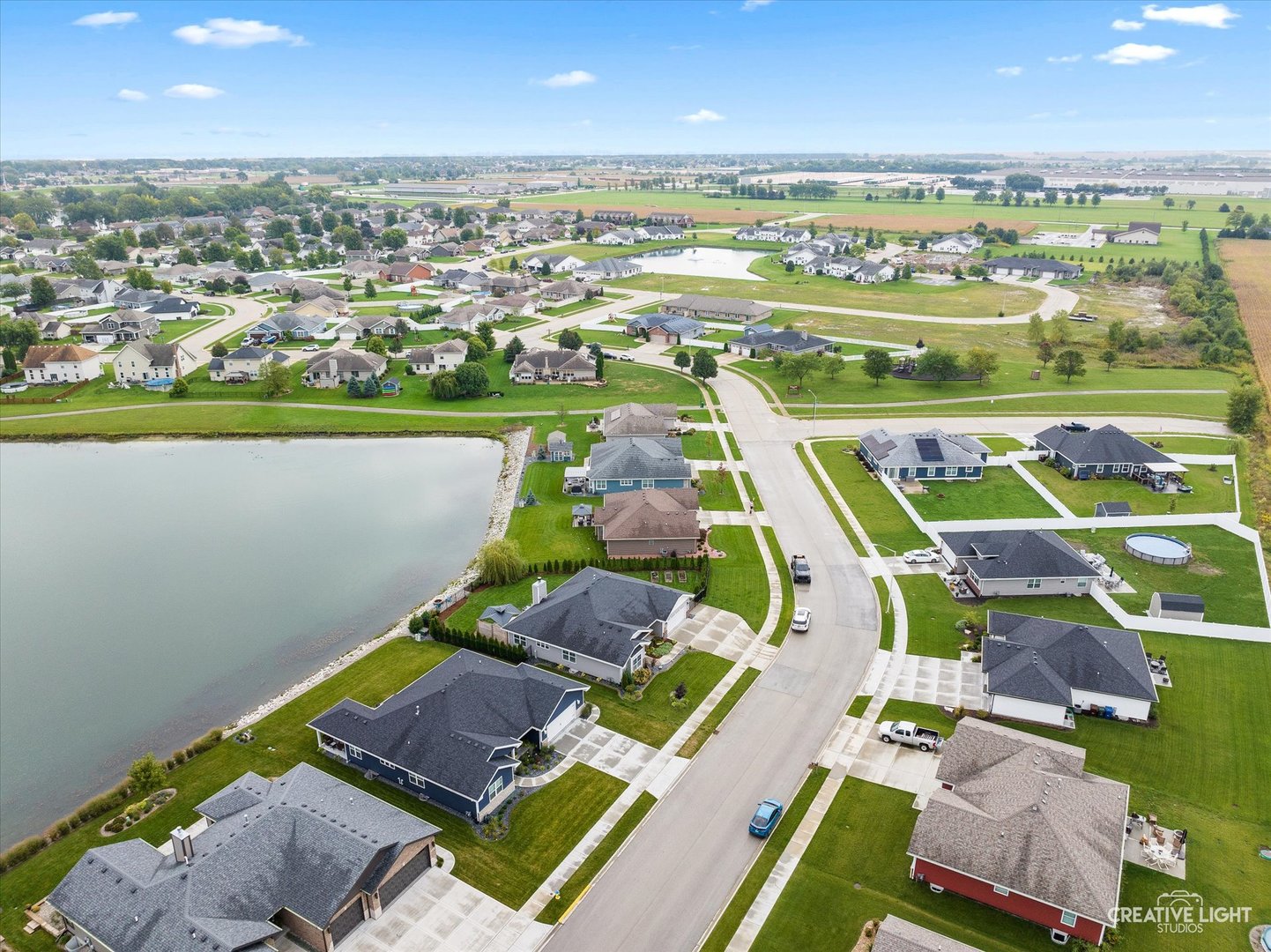 618 Peacock Place Manteno, IL 60950 - Photo 5 of 31 an aerial view of residential houses with outdoor space
