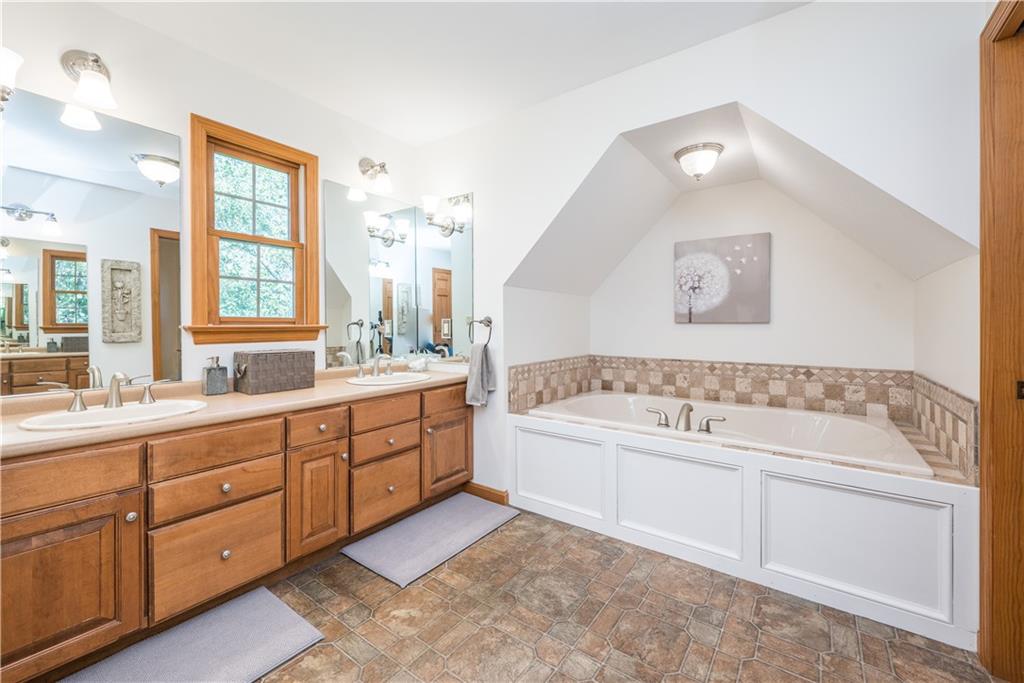 214 Marshall Road Oakdale, PA 15071 - Photo 27 of 50 Gallery Image 27