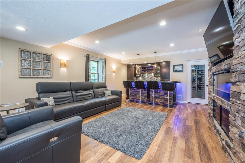 214 Marshall Road Oakdale, PA 15071 - Photo 35 of 50 Gallery Image 35