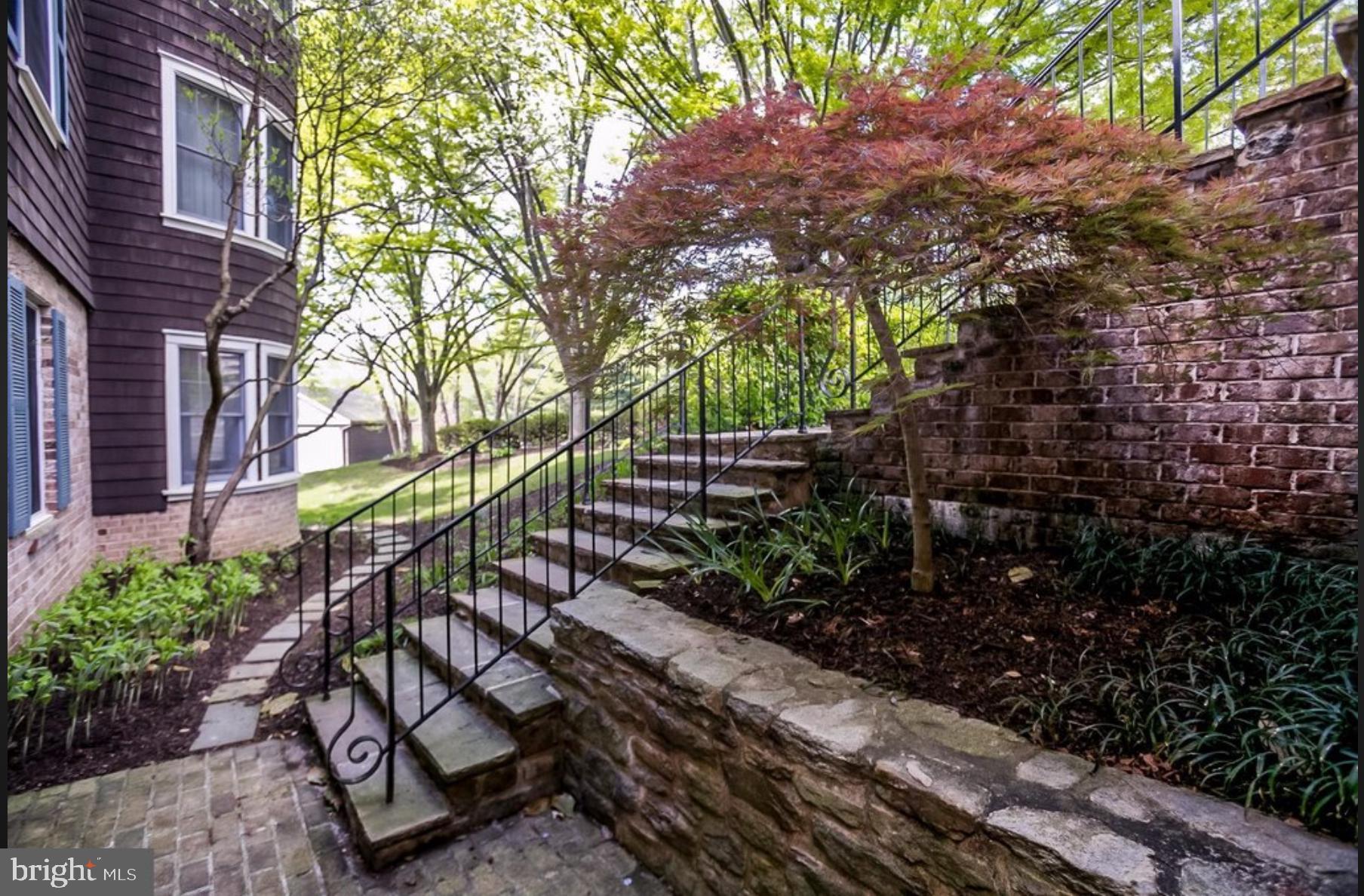 7 Devon Hill Road, Unit A5 Baltimore, MD 21210 - Photo 2 of 32