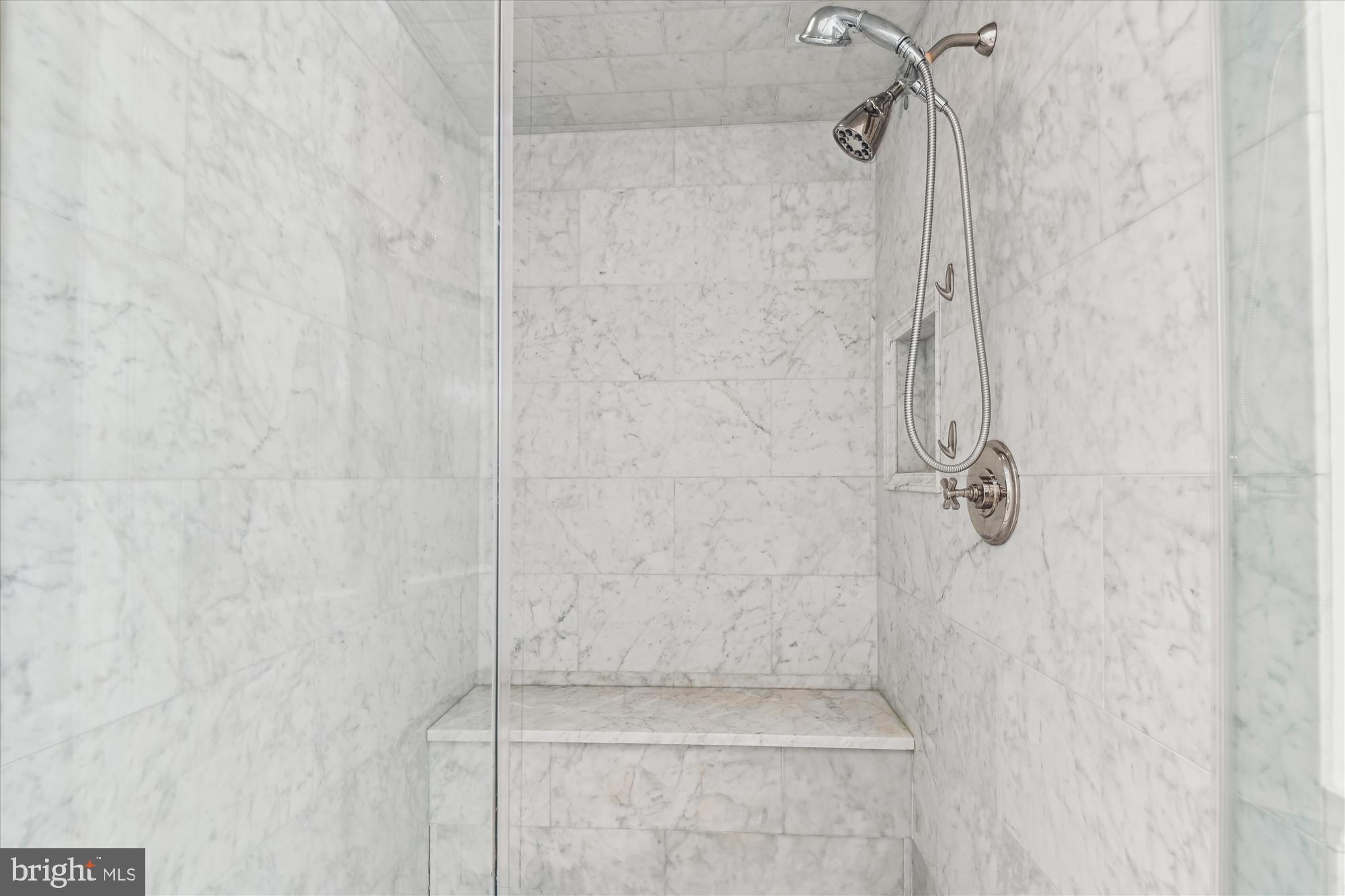 7 Devon Hill Road, Unit A5 Baltimore, MD 21210 - Photo 22 of 32 Primary Bath