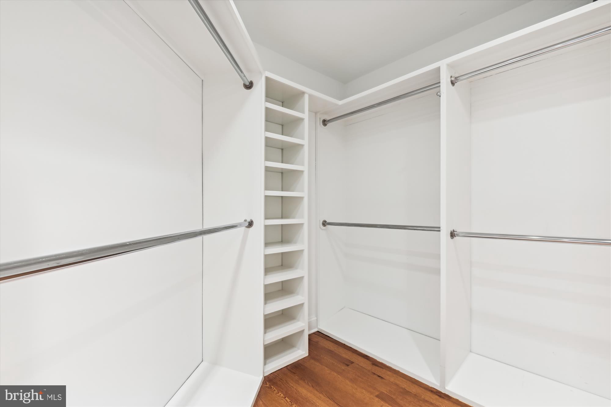 7 Devon Hill Road, Unit A5 Baltimore, MD 21210 - Photo 23 of 32 Primary Walk-in Closet