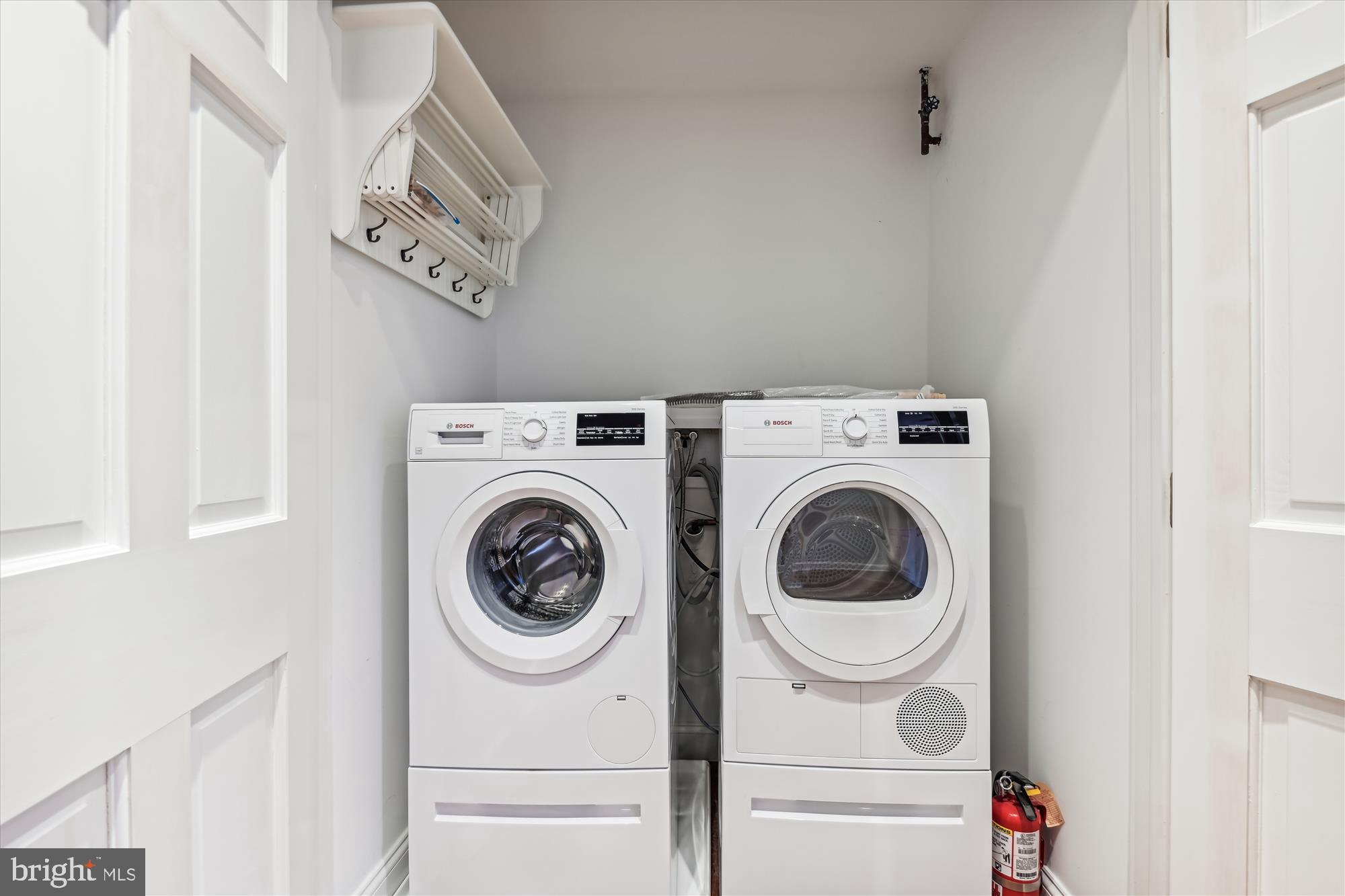 7 Devon Hill Road, Unit A5 Baltimore, MD 21210 - Photo 27 of 32 Laundry