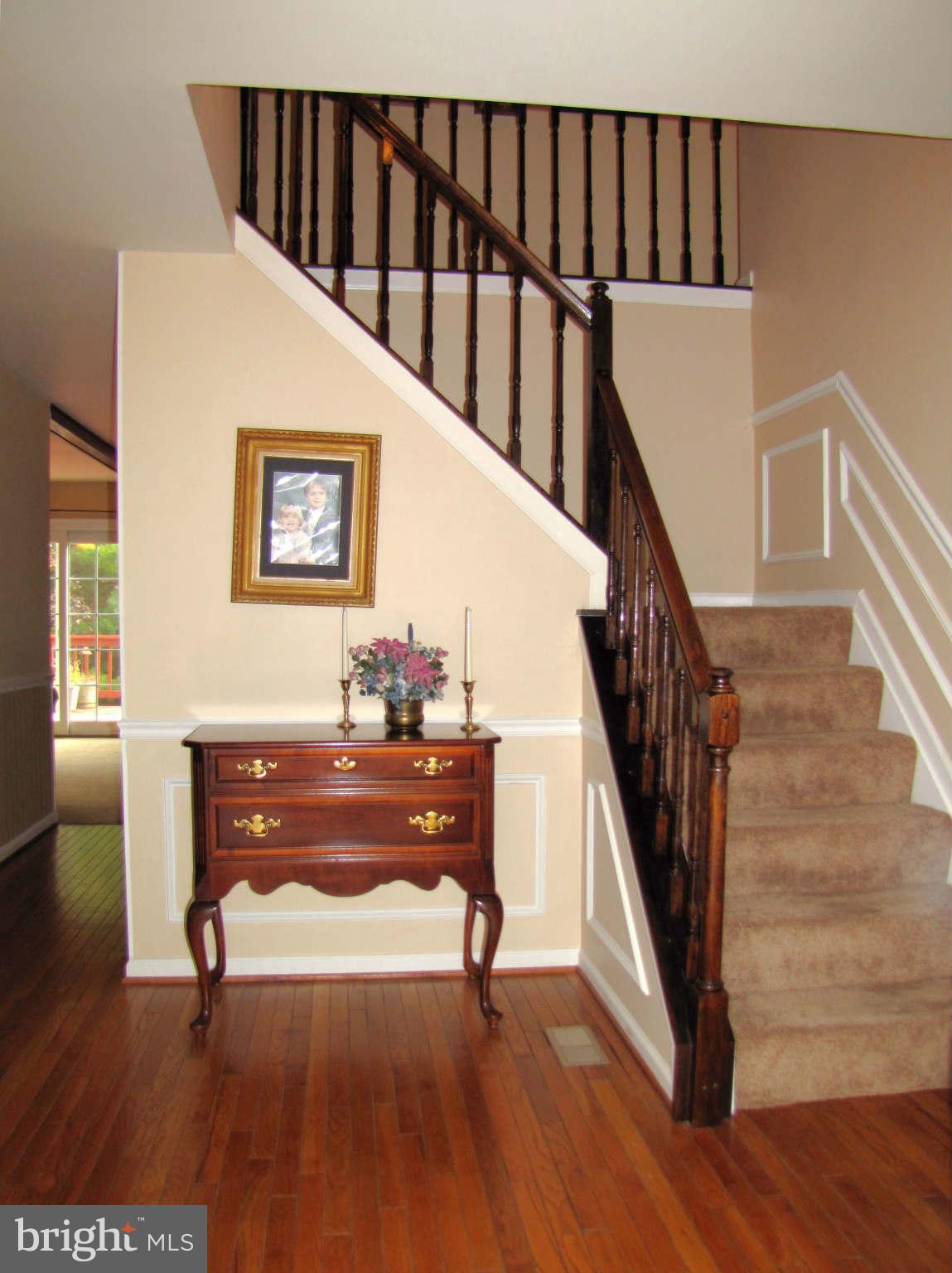 8208 Rippling Branch Road Laurel, MD 20723 - Photo 26 of 30 Entrance/Foyer