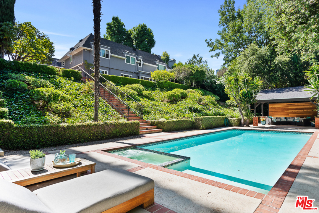 70 Club Road Pasadena, CA 91105 - Photo 28 of 38 a view of a tennis ground with large trees