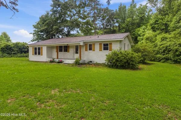 $265,000 | 3825 Highway 17, Ernul, NC 28527