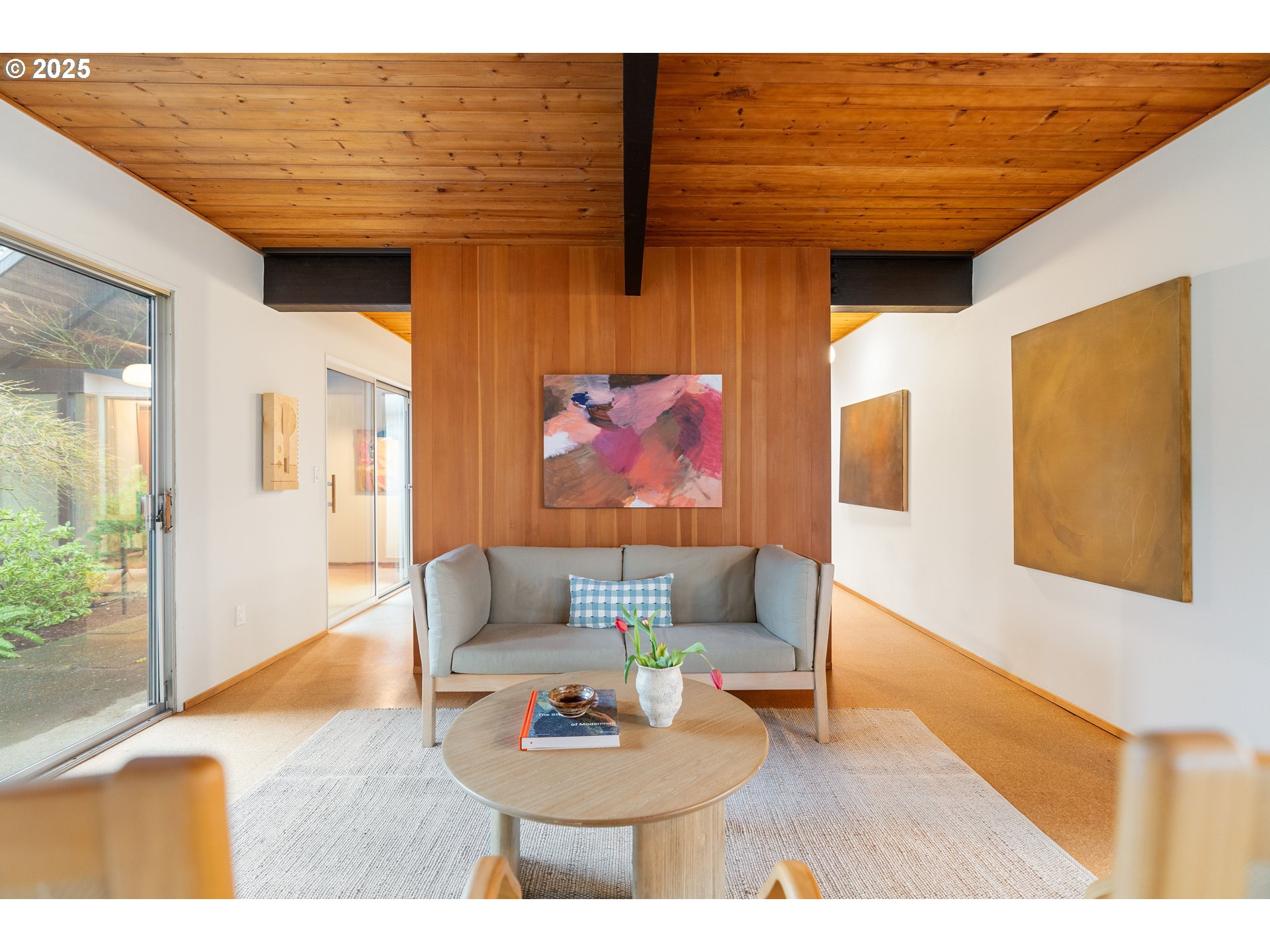 2720 Northwest Forest Avenue Beaverton, OR 97006 - Photo 17 of 40 a living room with furniture