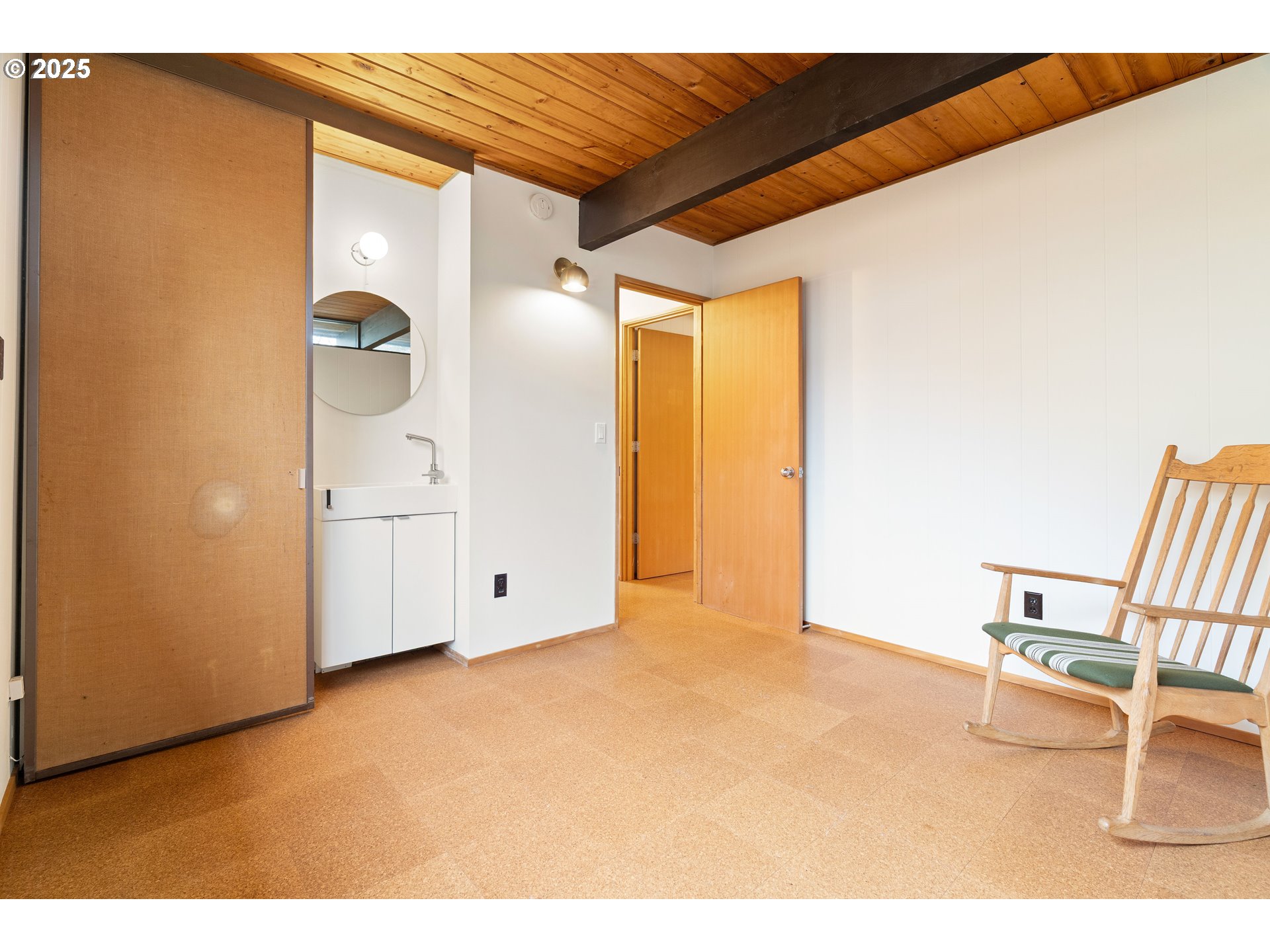 2720 Northwest Forest Avenue Beaverton, OR 97006 - Photo 30 of 40 a view of an empty room