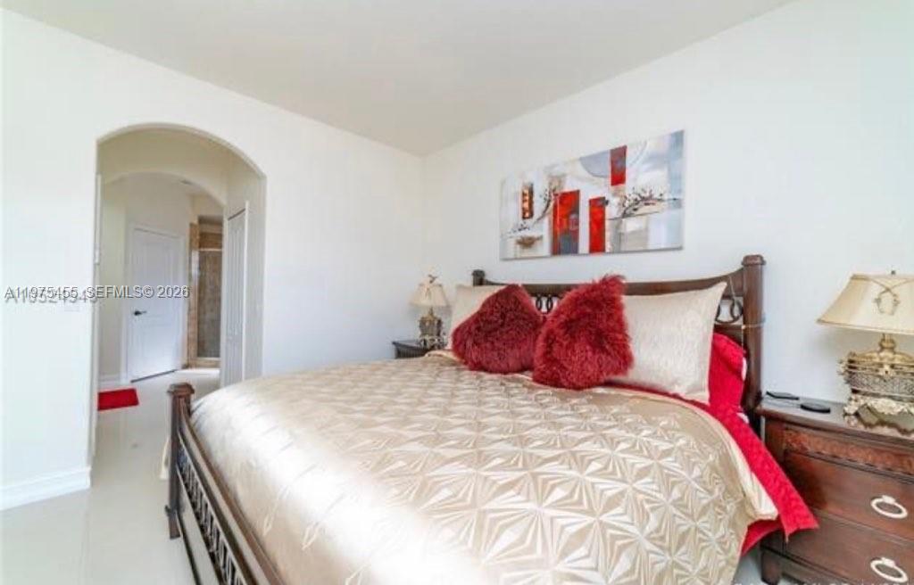 16588 Southwest 44th Street Miami, FL 33185 - Photo 12 of 14