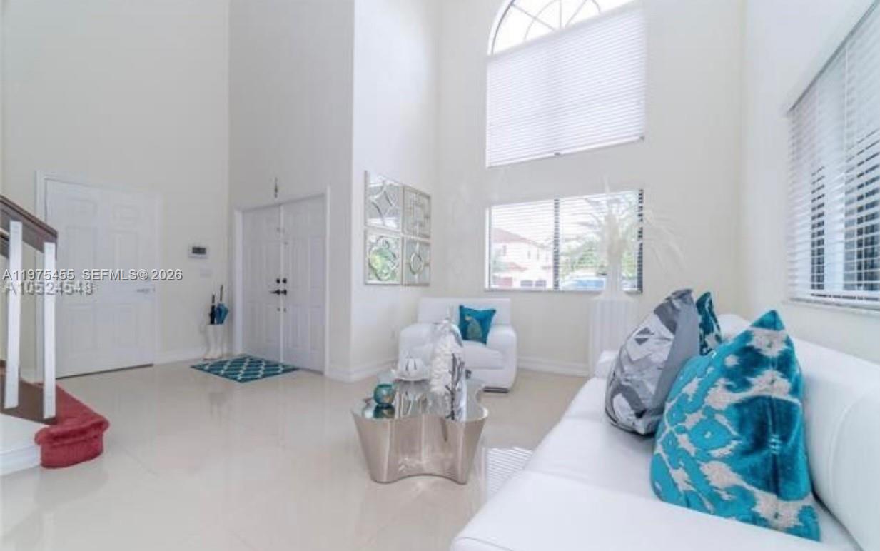 16588 Southwest 44th Street Miami, FL 33185 - Photo 5 of 14